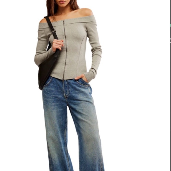 We The Free Off-Shoulder Light Gray Sweater - Picture 2 of 6